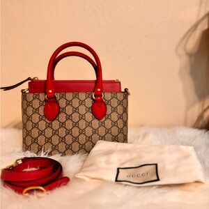 Gucci crossbody